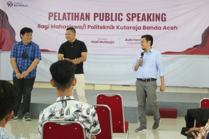 Public Speaking adalah Soft Skill Wajib Mahasiswa Politeknik Kutaraja