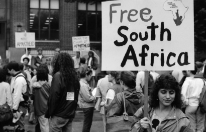 Perjuangan dalam Menghapuskan Sistem Politik Apartheid