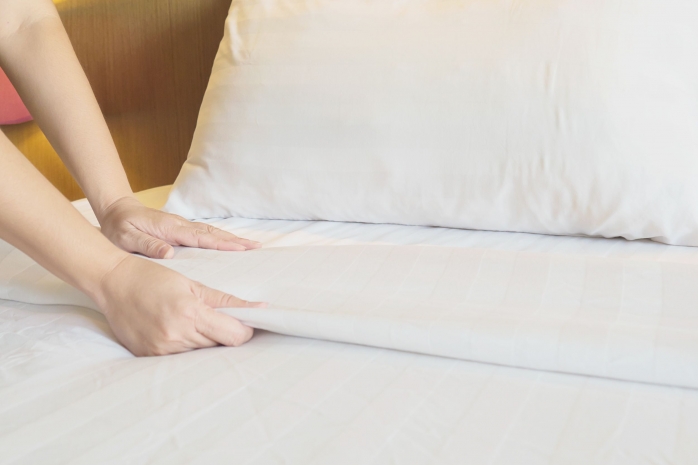 4 Tips Memilih Bahan Sprei Nyaman agar Tidur Berkualitas