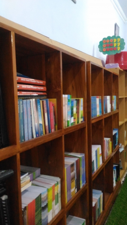 Perpustakaan di SLB Zafa Hargorejo Asik lho untuk Dikujungi!