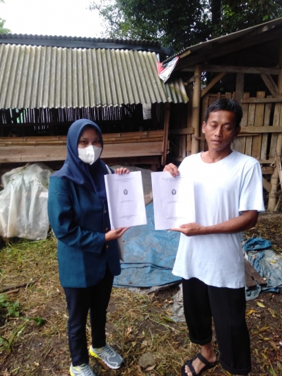 Mahasiswa KKN Undip Bantu Peternak Kambing dan Domba Desa Sirnagalaih dalam Manajemen Pakan