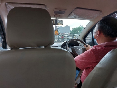 Ternyata Driver Taxi Online Ini adalah Koki Soto Betawi Favoriteku!
