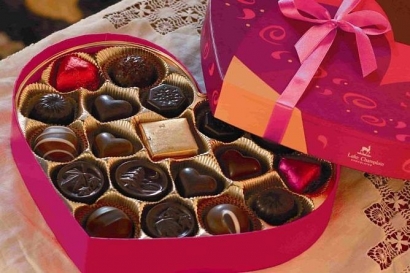 Valentine's Day dan Sekotak Cokelat
