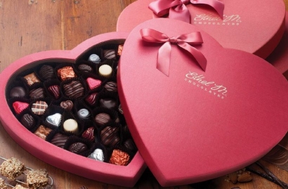 Ada Apa dengan Coklat di Hari Valentine?