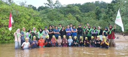 Pelantikan Relawan REBONK, Berharap Bisa Menyebarkan Virus Konservasi di Tanah Kayong