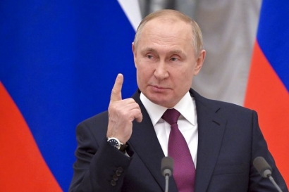 Presiden Rusia Vladimir Putin Siap Perang dan Melakukan Operasi Militer di Ukraina