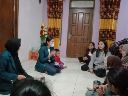 Edukasi Kesehatan Reproduksi: Lahirkan Promotor Kesehatan Kelompok Remaja Dusun Mrunten Wetan