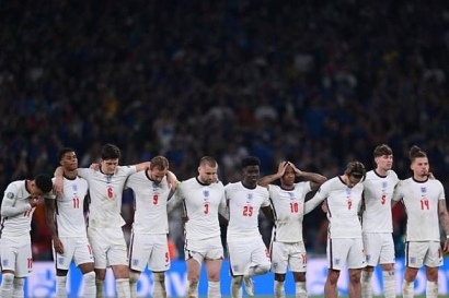 Solidaritas Sepak Bola dan Dicoretnya Rusia dari Piala Dunia Qatar