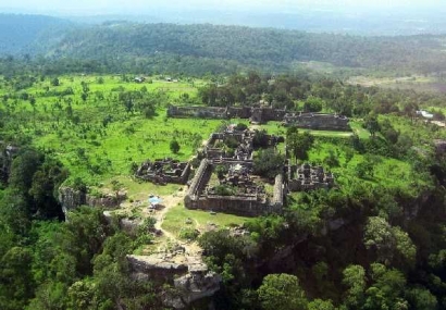 Konflik Kamboja-Thailand Dalam Perebutan Wilayah Kuil Prah Vihear Pada 1953-2012