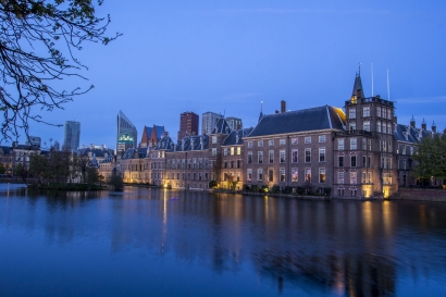 Sepotong Hati yang Tertinggal di Den Haag