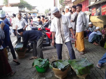 Mengenal Ngatir, Budaya Khas Warga Cipanas Kabupaten Lebak, Banten