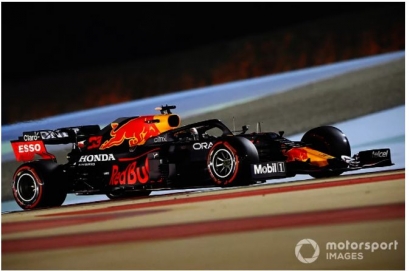 Vestappen Mengalahkan Hamilton di Posisi Pole F1 GP Bahrain