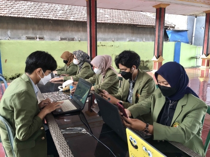 Pembukaan KKN-T MBKM Mahasiswa UPN "Veteran" Jawa Timur di Desa Candiharjo Kecamatan Ngoro Kabupaten Mojokerto Berjalan Dengan Lancar