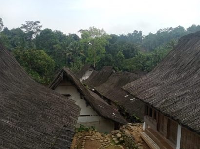 [Trip to Kampung Naga]: Mengenal Lebih Dekat Eyang Singaparna