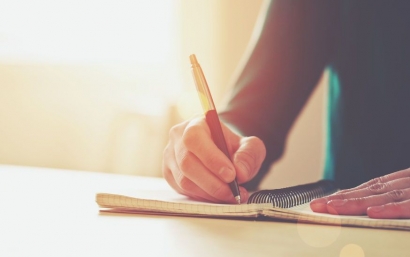 5 Cara Mudah Meningkatkan Keterampilan Menulis