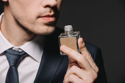Parfum: Menambah Kepercayaan atau Menutup Kekurangan?