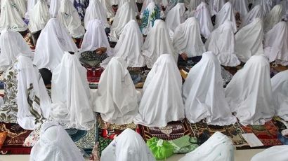 Suluk, Tradisi Unik Ramadhan, Berdiam Di Balik Kelambu