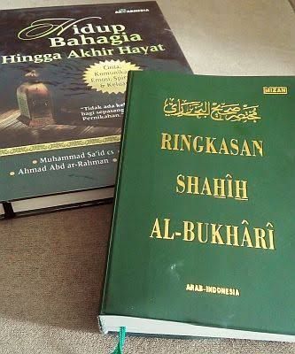 Membaca Buku Bermanfaat juga Termasuk Amalan Ramadan