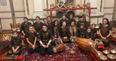 Upaya Indonesia Menggunakan Batik dan Gamelan sebagai Instrumen Diplomasi Budaya