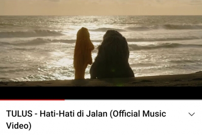 Review MV "Hati-Hati di Jalan," Mengejutkan & "Out of The Box"