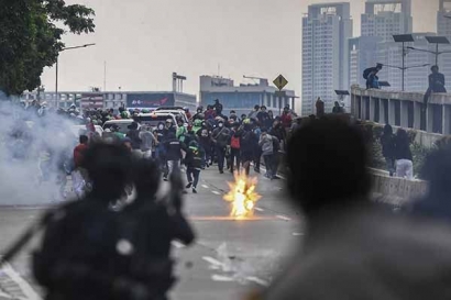 Opini: Demo Mahasiswa 11 April 2022 Berujung Ricuh, Ditunggangi Kelompok Anarki