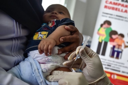 Keluarga Lawan Pandemi: Maksimalkan Tumbuh Kembang Anak dengan Imunisasi Lengkap