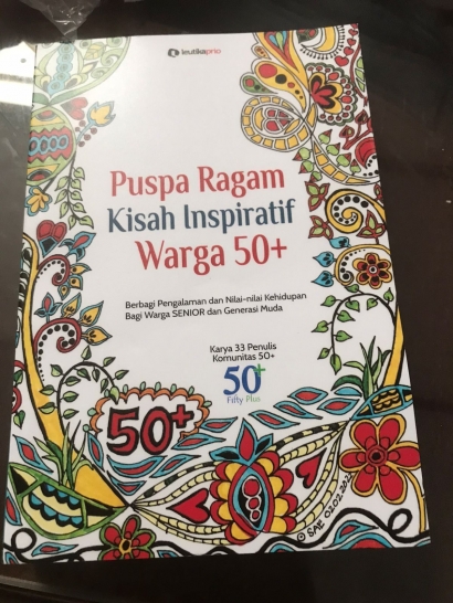 Buku "Puspa Ragam", "Chicken Soup of the Soul" Versi Komunitas 50+