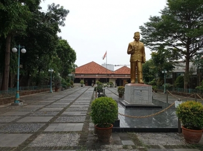 Museum M.H Thamrin - Gedung Permufakatan Indonesia