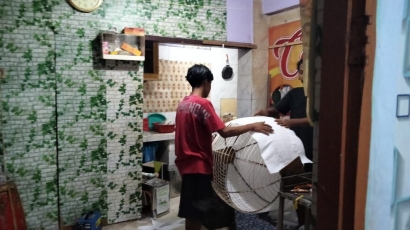 Sempat Vakum, Perajin Lampion di Malang Mulai Banjir Pesanan Kembali