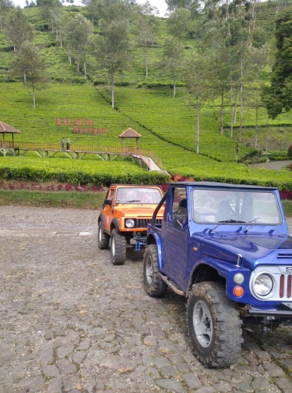 Explorasi Desa Wisata Pandansari dengan Deswitasari Jeep Adventure