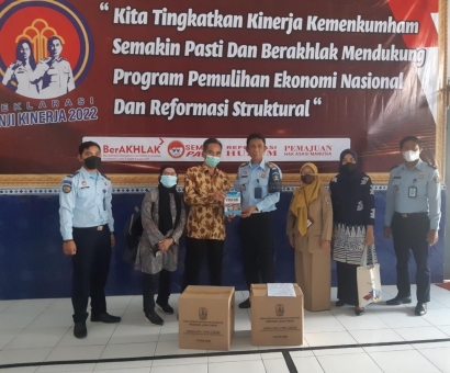 Lapas Tuban Terima 150 Buku dari Perpustakaan Provinsi Jawa Timur