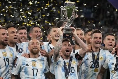Argentina Pecundangi Italia, Messi Masih Perkasa