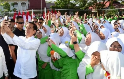 Perkembangan Pemakaian Baju Adat Melayu pada Zaman Sekarang di Pekanbaru