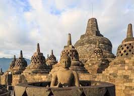 Top Trending, Tarif Masuk Borobudur Naik Hingga 7 Kali Lipat.