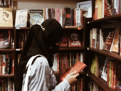Hobi Membaca dan Mengoleksi Buku? Beberapa Tempat Ini Wajib Dikunjungi Saat Berkunjung ke Yogyakarta!