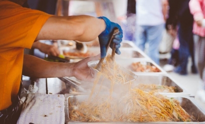 Sudahkah Street Food di Indonesia Memenuhi Standar Higienis?