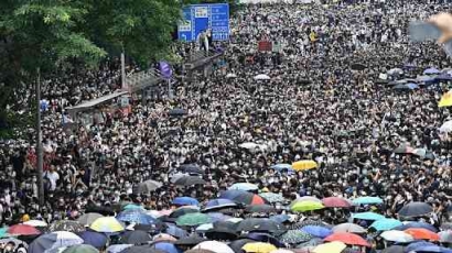 Masyarakat Hong Kong Memperingati Protes 12 Juni, Mengesampingkan Ancaman dan Kurangnya Kebebasan