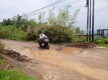 Tak Kunjung Diperbaiki, Warga Keluhkan Jalan Rusak di Dusun Pandeyan, Bantul