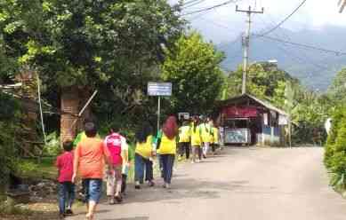 Keliling Kampung Ajak Baca Buku, Praktik Baik Taman Bacaan di Kaki Gunung Salak Bogor