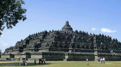 Tiket Candi Borobudur Naik? Setuju Sekali!