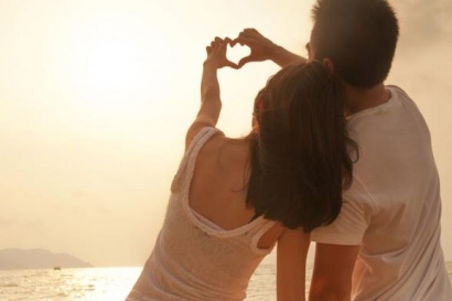 Cara Tetap Bahagia, Meski Menikah Bukan dengan Cinta Pertama