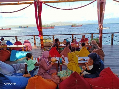 Menikmati Indahnya Pantai Sun Oshen Ketapang Banyuwangi