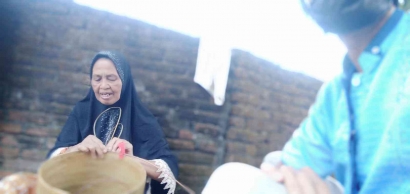 Nenek Minah, Penjual Semangka dan Perajin Ketak