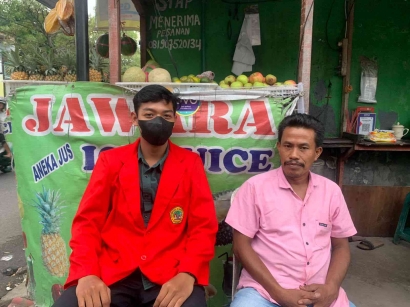 Mahasiswa KKN UNTAG Surabaya Mempromosikan Jus Jawara untuk Meningkatkan Daya Tarik Konsumen