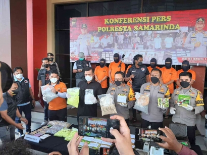 Mimpi Menjadi Kaya, Sang Bandar Sabu Malah Meringkuk di Penjara, Polisi Dibantu Masyarakat Tangkap Belasan Kilogram Sabu-sabu