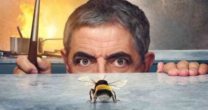 Rowan Atkinson Melawan Seekor Lebah: Review Serial Netflix "Man Vs Bee" (2022)
