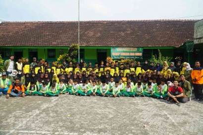 Tingkatkan Kewaspadaan Bencana Sejak Dini, Mahasiswa UPN "Veteran" Jawa Timur Melaksanakan Kegiatan SPAB di Lingkungan SD Desa Selok Awar-Awar