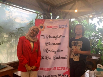 Pendampingan Pemilik Kedai Pojok Guna Pengembangan UMKM di Daerah Dukuh Kupang Surabaya
