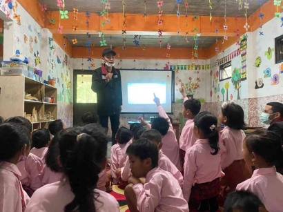 Penayangan Video "Nusa" yang Edukatif untuk Siswa Siswi TK PGRI 2 Wagir
