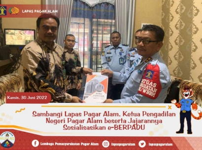 Sambangi Lapas Pagar Alam, Ketua Pengadilan Negeri Pagar Alam beserta Jajarannya Sosialisasikan e-BERPADU
